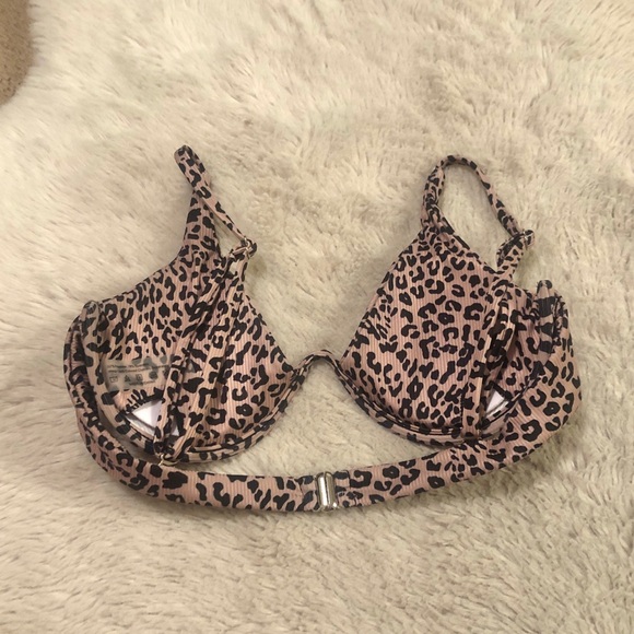 Leopard Print Ribbed Underwire Push Up Bikini Top - Picture 4 of 4